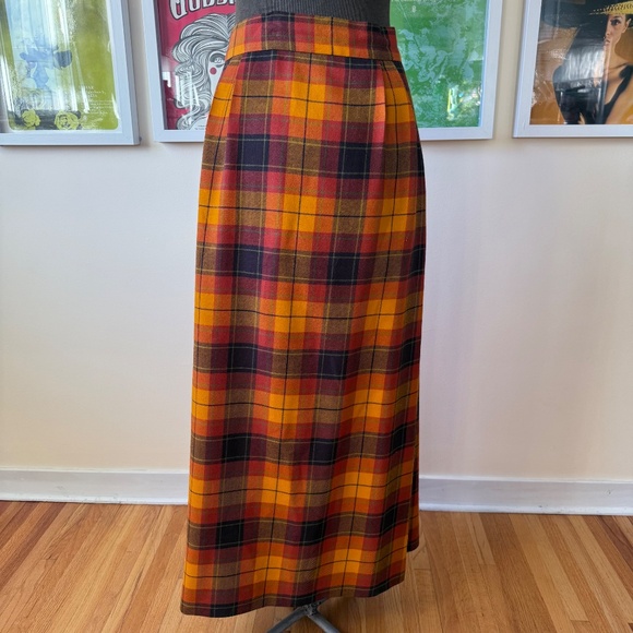 Amazing Vintage 70s tartan plaid maxi skirt in rich autumn tones - Picture 2 of 8